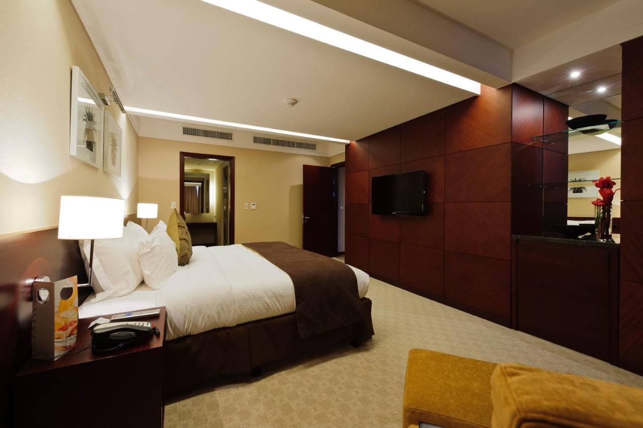 Hotel De Convencoes De Talatona Hcta Luanda Exteriör bild